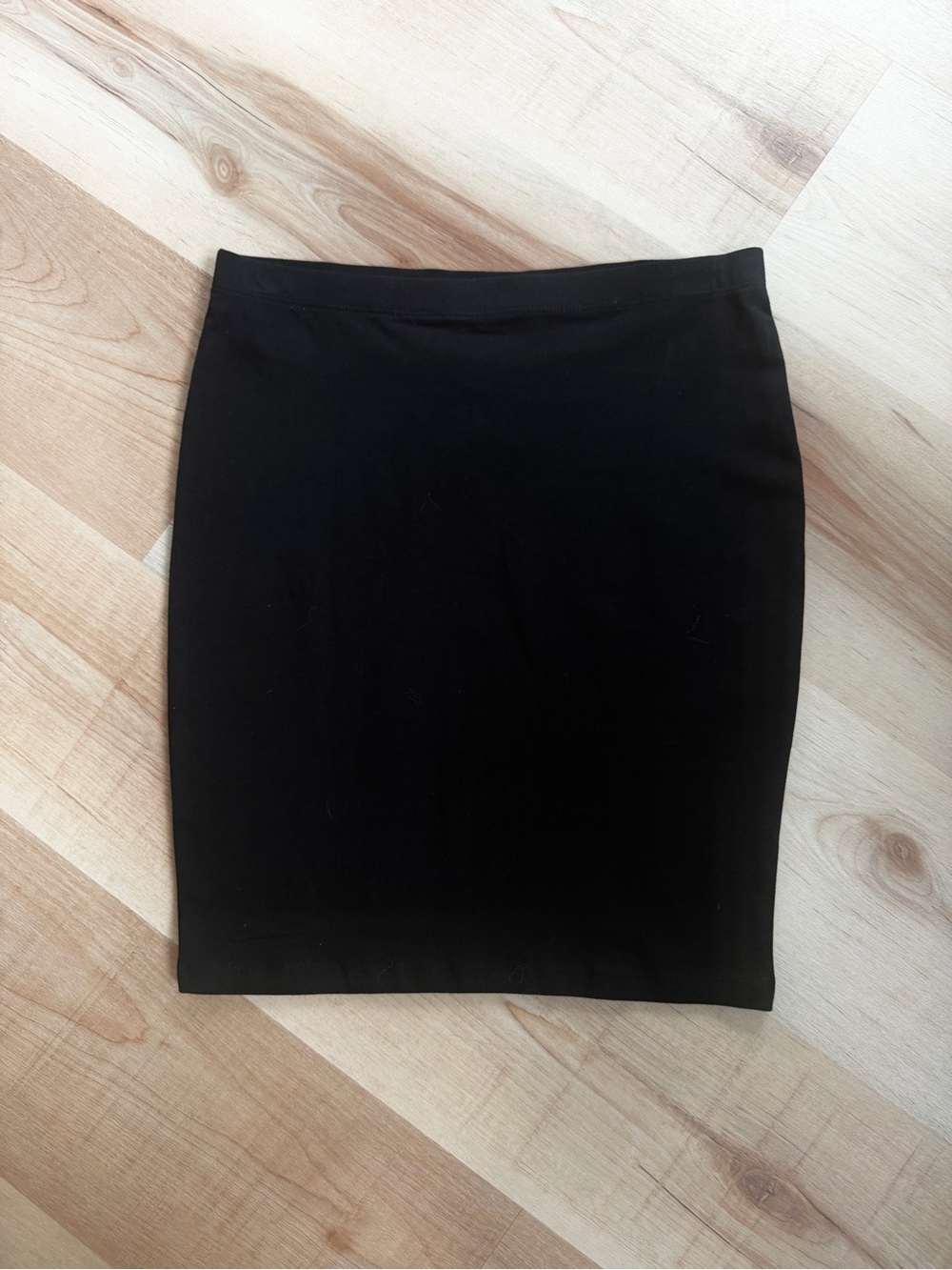 H&M Straight Stretch Mini Skirt